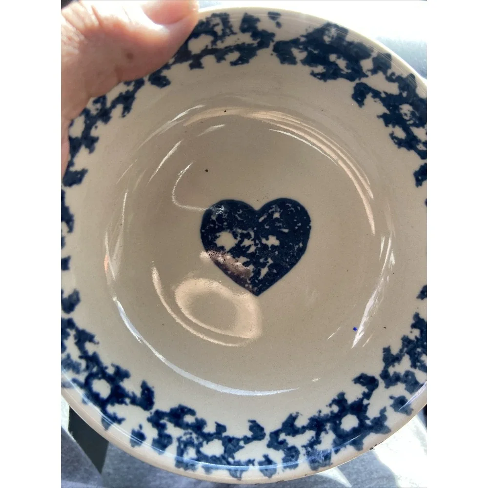 Hearts bowl pecuiar shape and pattern dog or cat